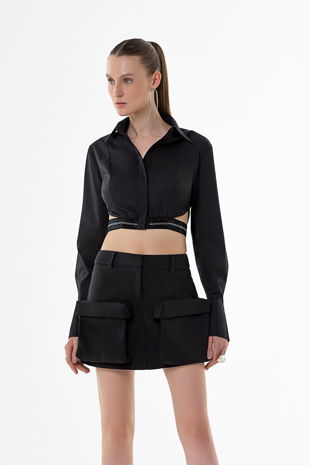 Camisa Cropped Cut Out Caos