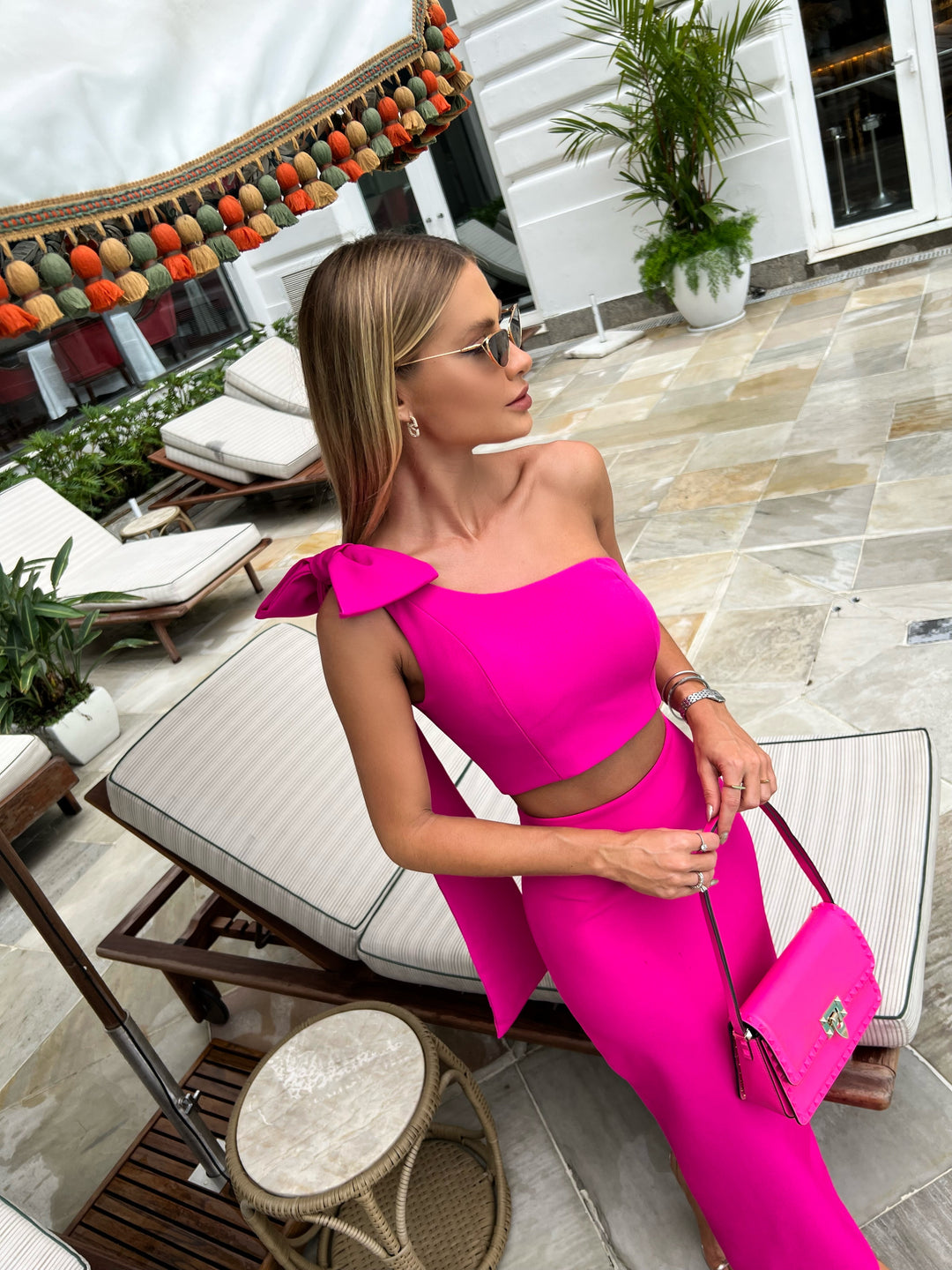 Conjunto Saia+Cropped Assimétrico Limonada Pink