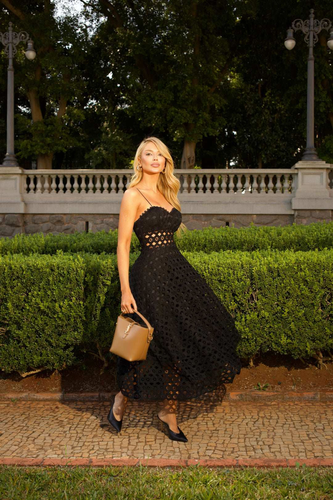 Vestido Midi Renda Guipir Limonada Pink