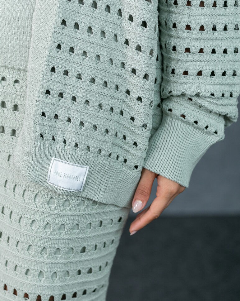 Conjunto Saia Midi+Cardigan+Regata