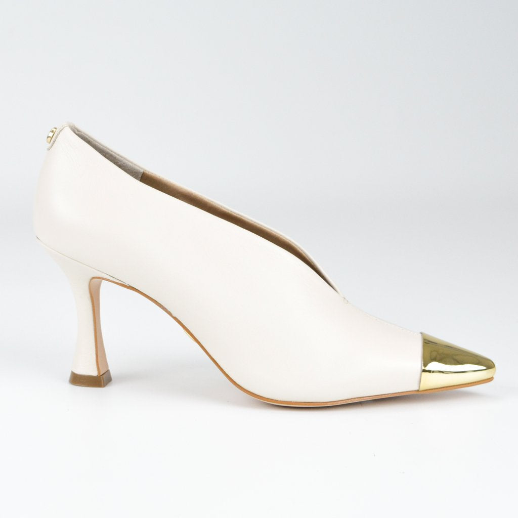 Scarpin Bico Fino Dourado Couro Jorge Bischoff