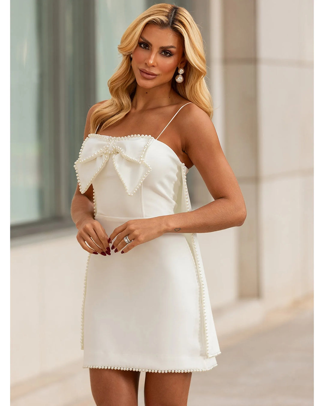 Vestido Curto Alfaiataria Pérolas