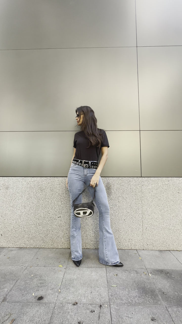 Calça Jeans Flare