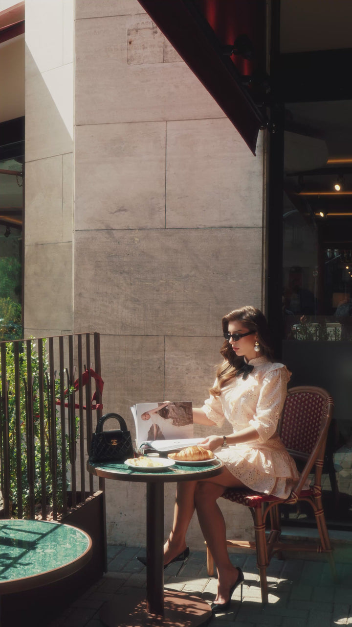 Short Laise Dress