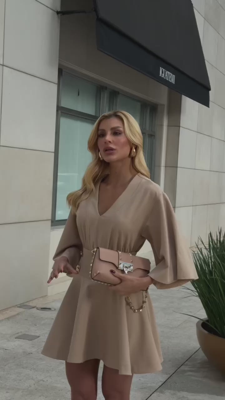 Vestido Curto Godê